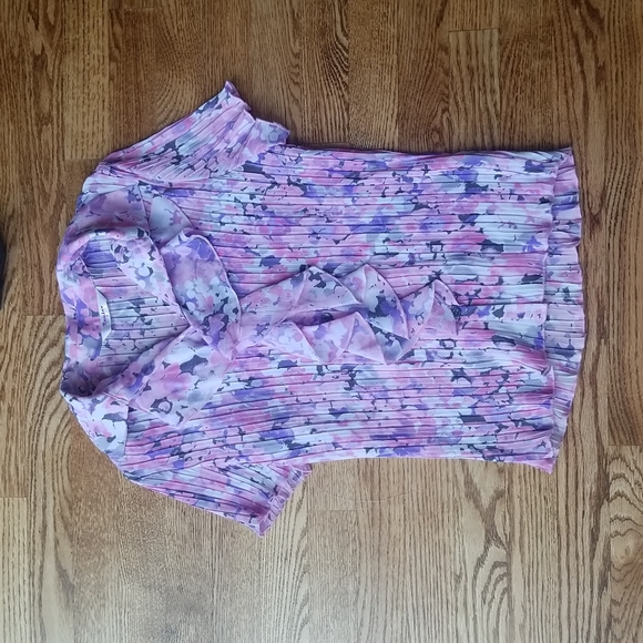 TanJay Tops - (XS) TanJay Floral Blouse Stretchy & Feminine Ruffle Business Casual Formal